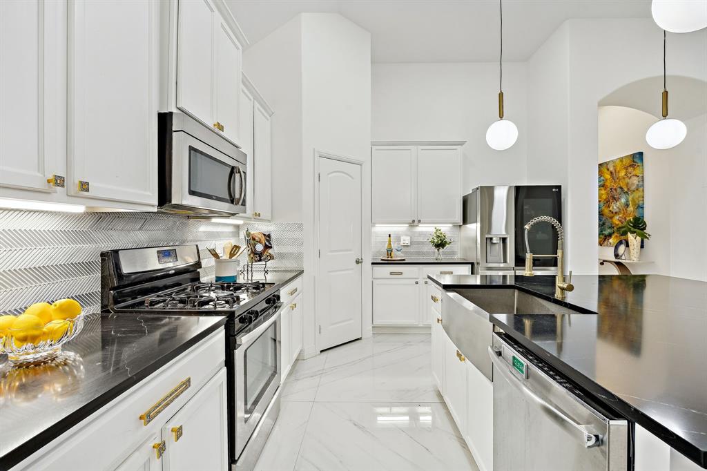 SORRELLWOOD PARK - Residential