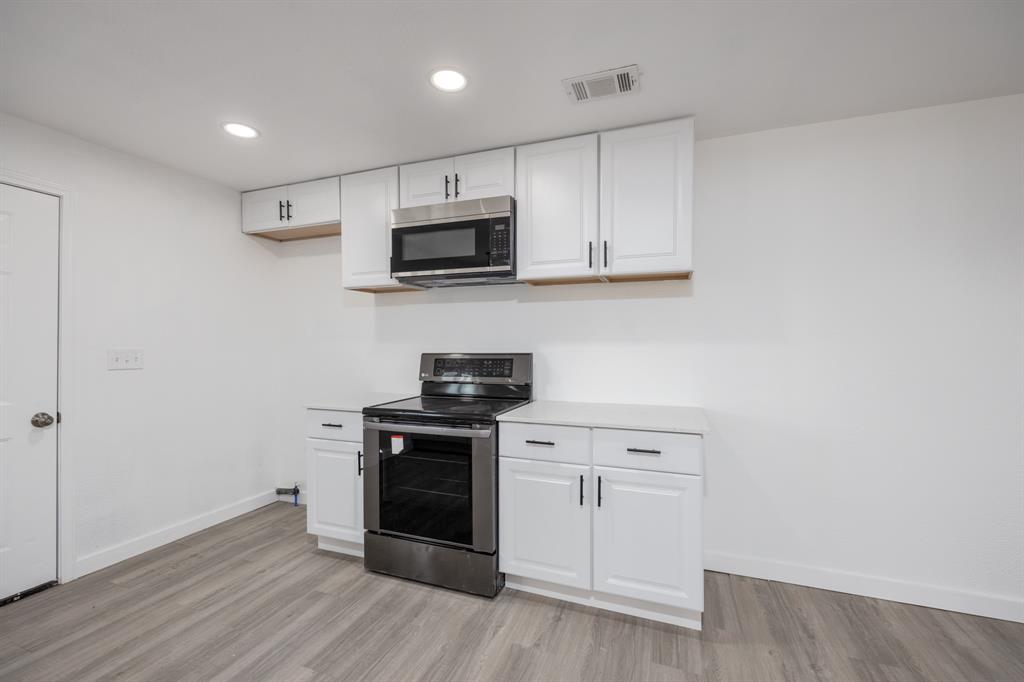 Western Lake Estates A - Residential Lease