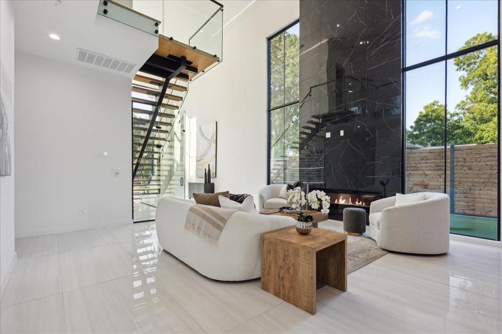 3828 Eaton Drive