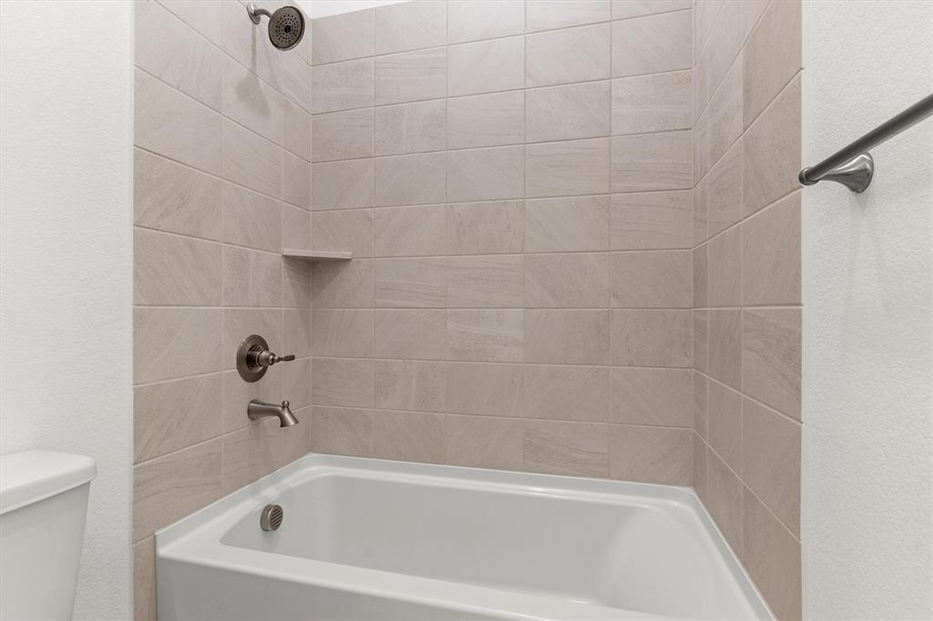 Inspiration Ph 3b-2 - Residential Lease