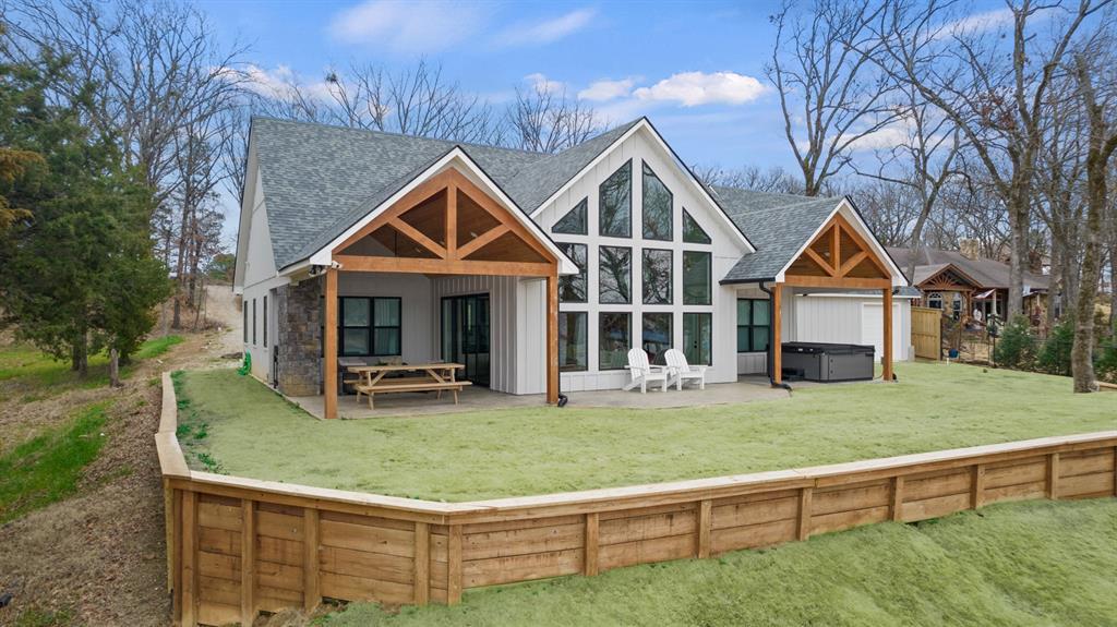 208 County Road 2129