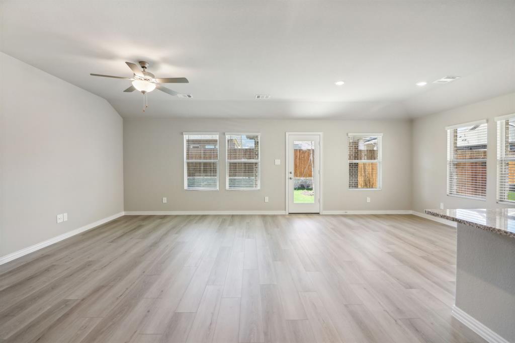 2516 Peoria Drive