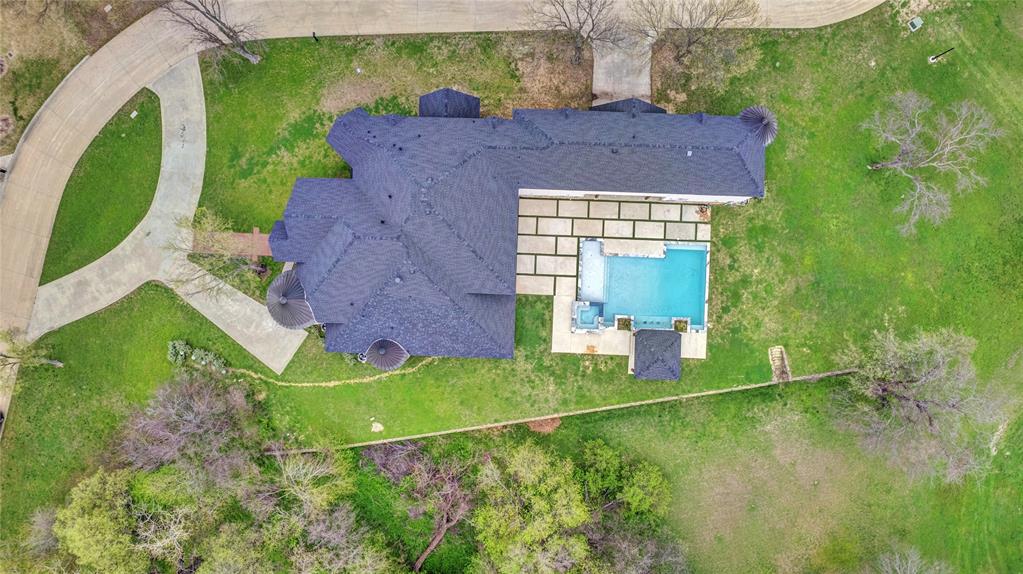 The Peninsula - Residential