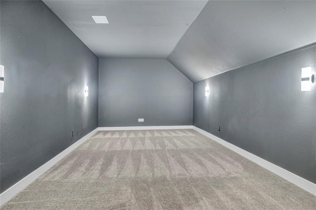 The Peninsula - Residential