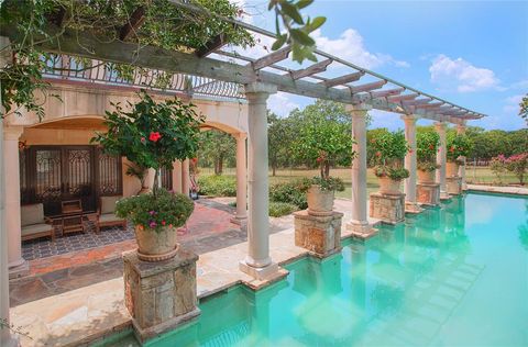 Tiny photo for 3380 Westridge Drive #B, Weatherford, TX 76087 (MLS # 21054630)