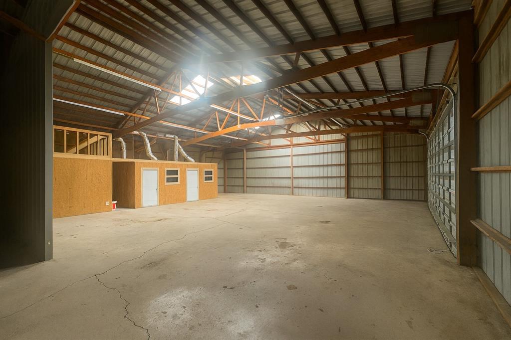 760 E Quinlan Parkway