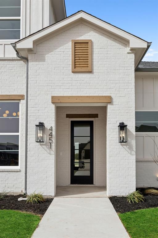 4451 Redbud Lane