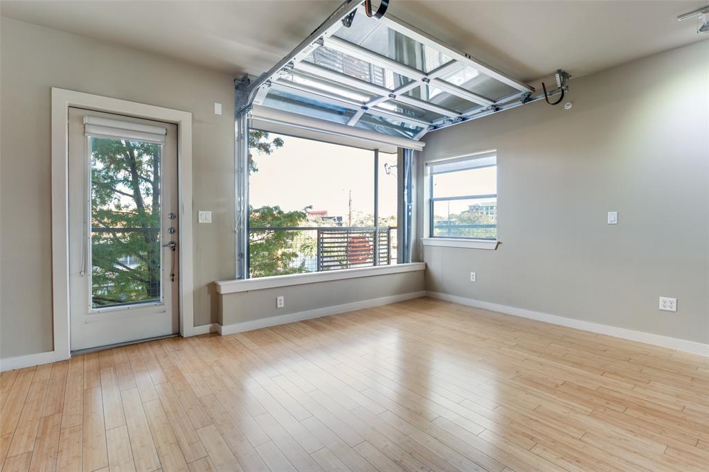 Buzz Condo - Residential