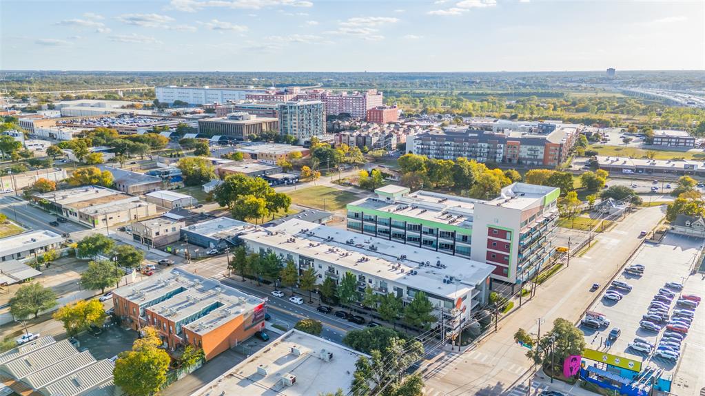 Buzz Condo - Residential