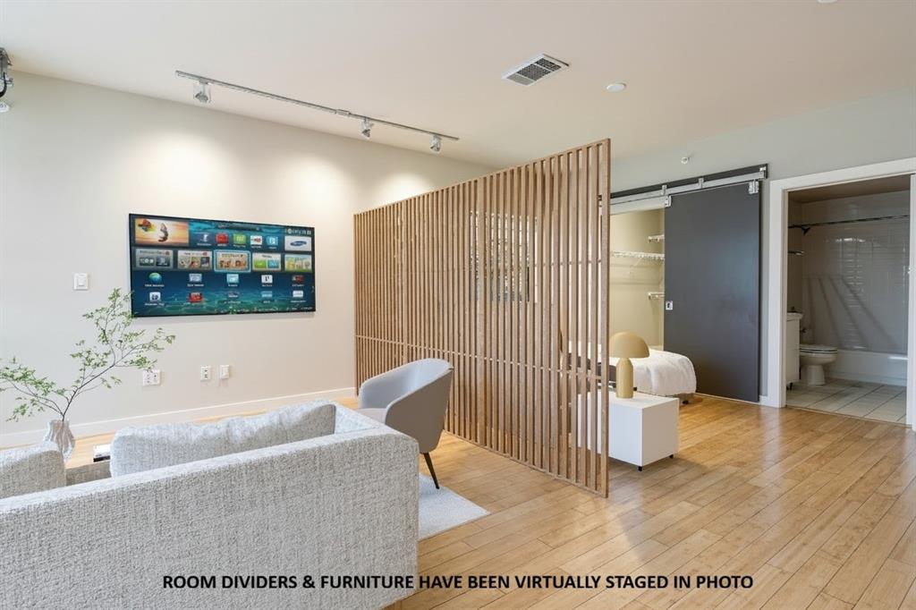 Buzz Condo - Residential