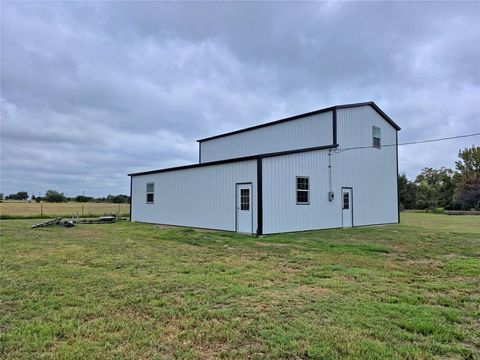 Photo of 16150 County Road 245, Terrell, TX 75160 (MLS # 21046912)