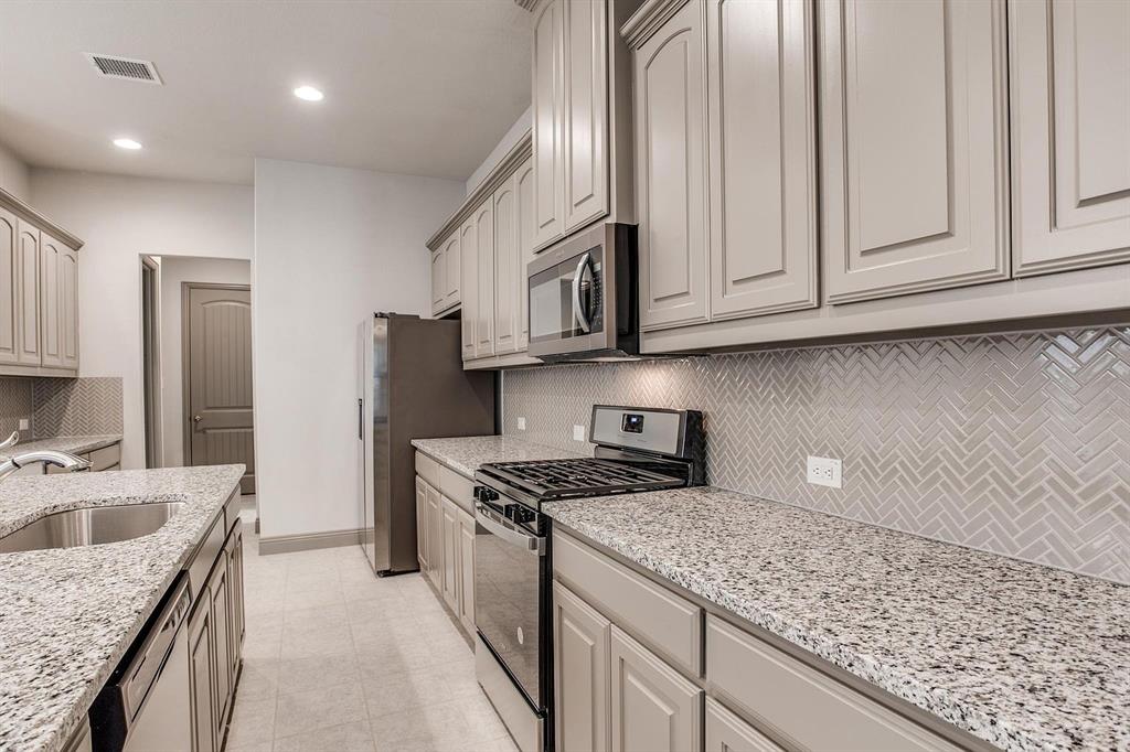 7685 Regal Lane