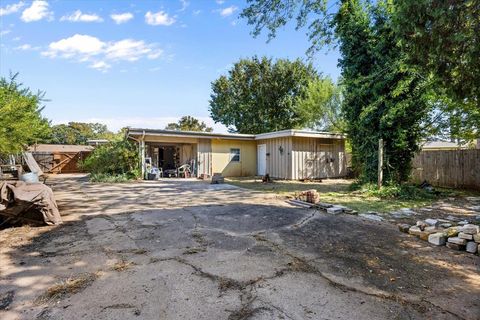Tiny photo for 5506 Cortez Drive, De Cordova, TX 76049 (MLS # 21097119)