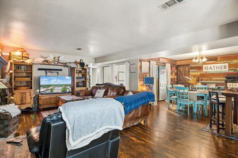 5506 Cortez Drive Granbury TX 76049