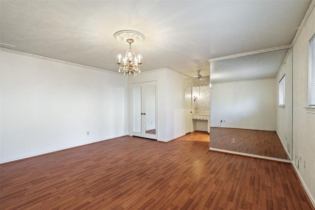 Lovers Lane East - Residential