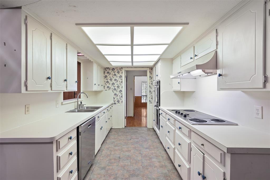 Lovers Lane East - Residential