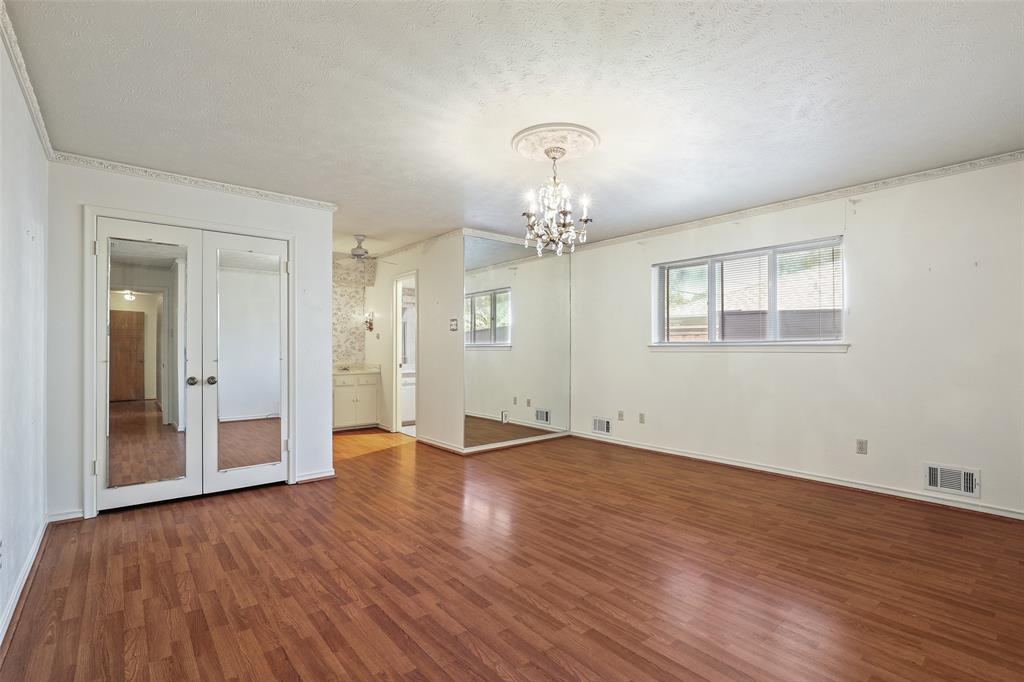 Lovers Lane East - Residential