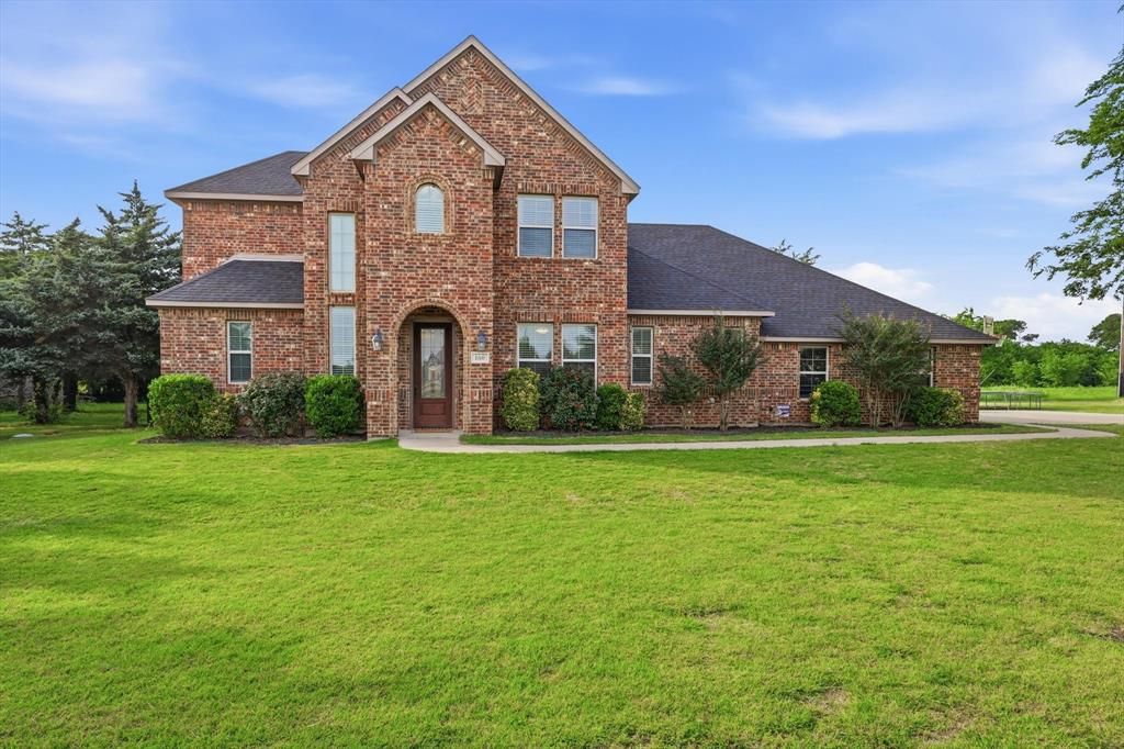 Photo of 160 Kelly Drive, Waxahachie, TX 75167 (MLS # 21252953)