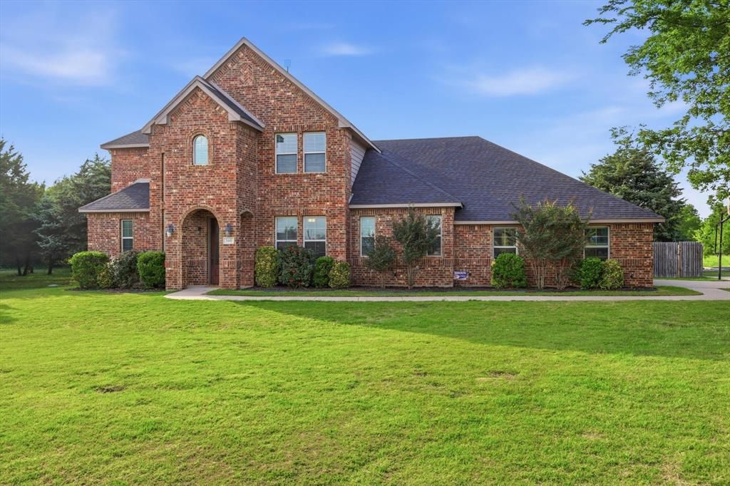 Photo of 160 Kelly Drive, Waxahachie, TX 75167 (MLS # 21252953)