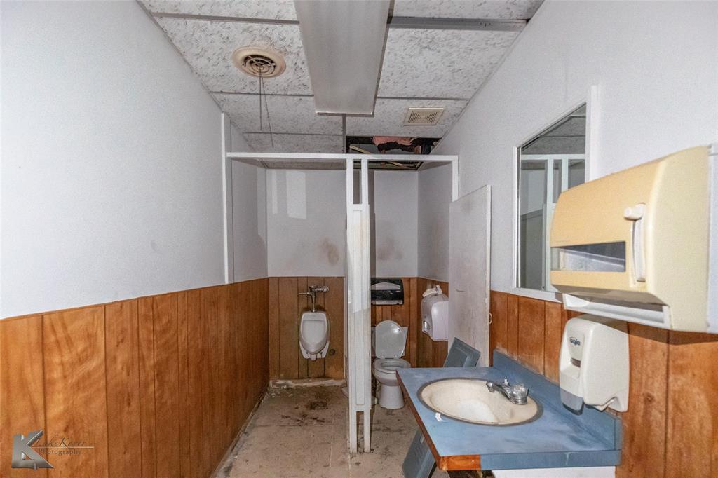 C W & M E Merchant Sub - Commercial Sale