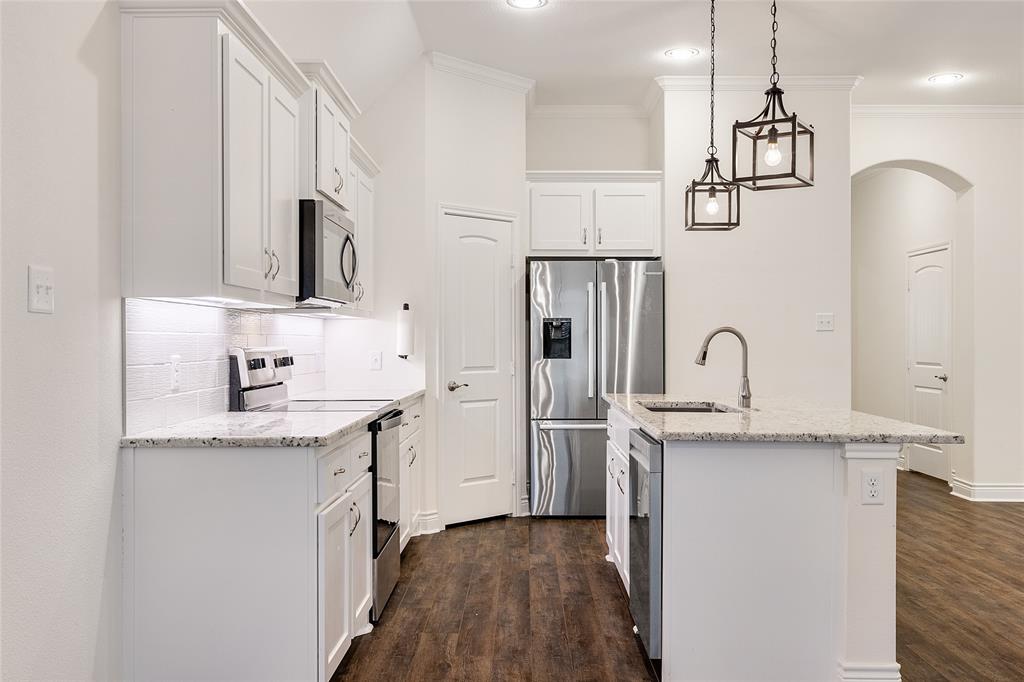 Ellis Place - Residential