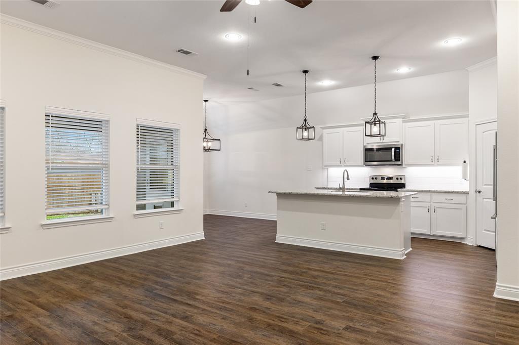 Ellis Place - Residential