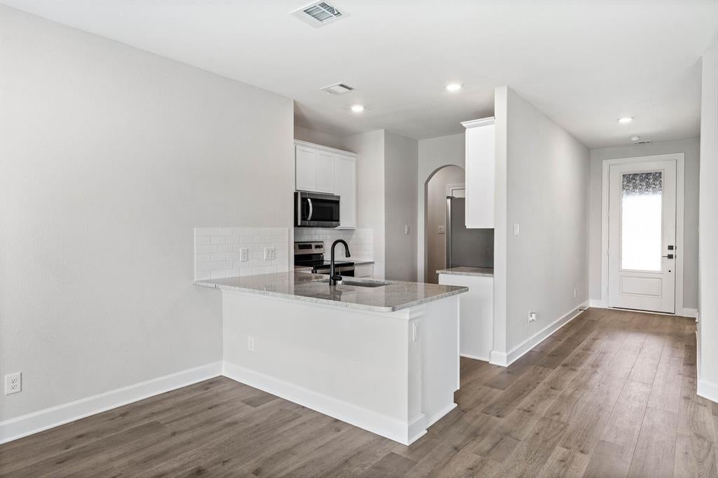 1001 Cedar Street