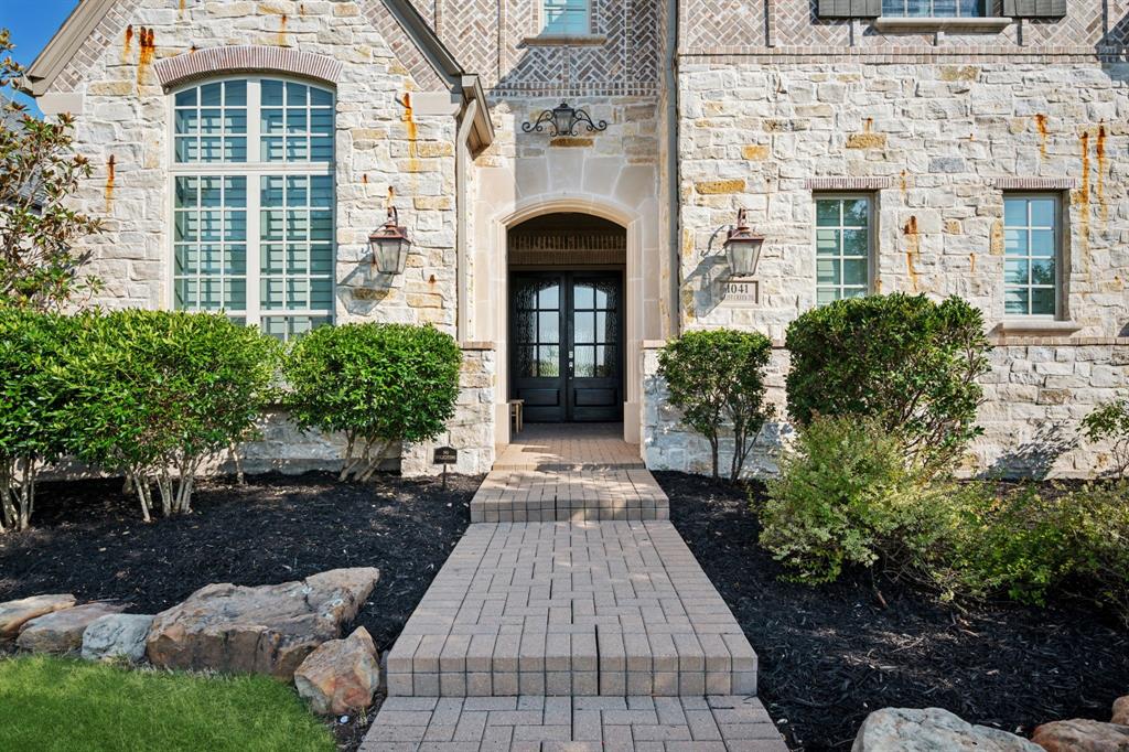 1041 Cliff Creek Drive