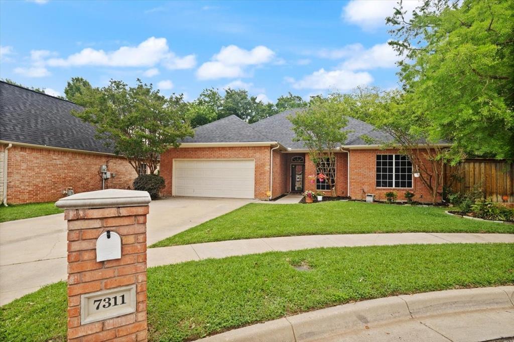 7311 Heritage Oaks Drive