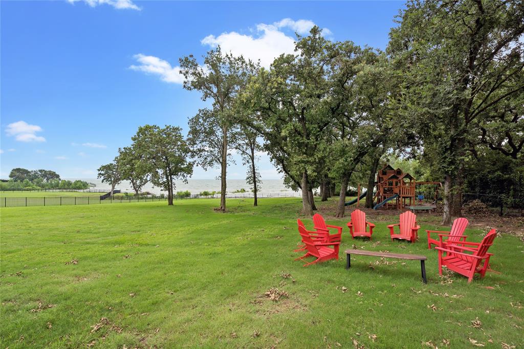 Braewood Bay - Residential