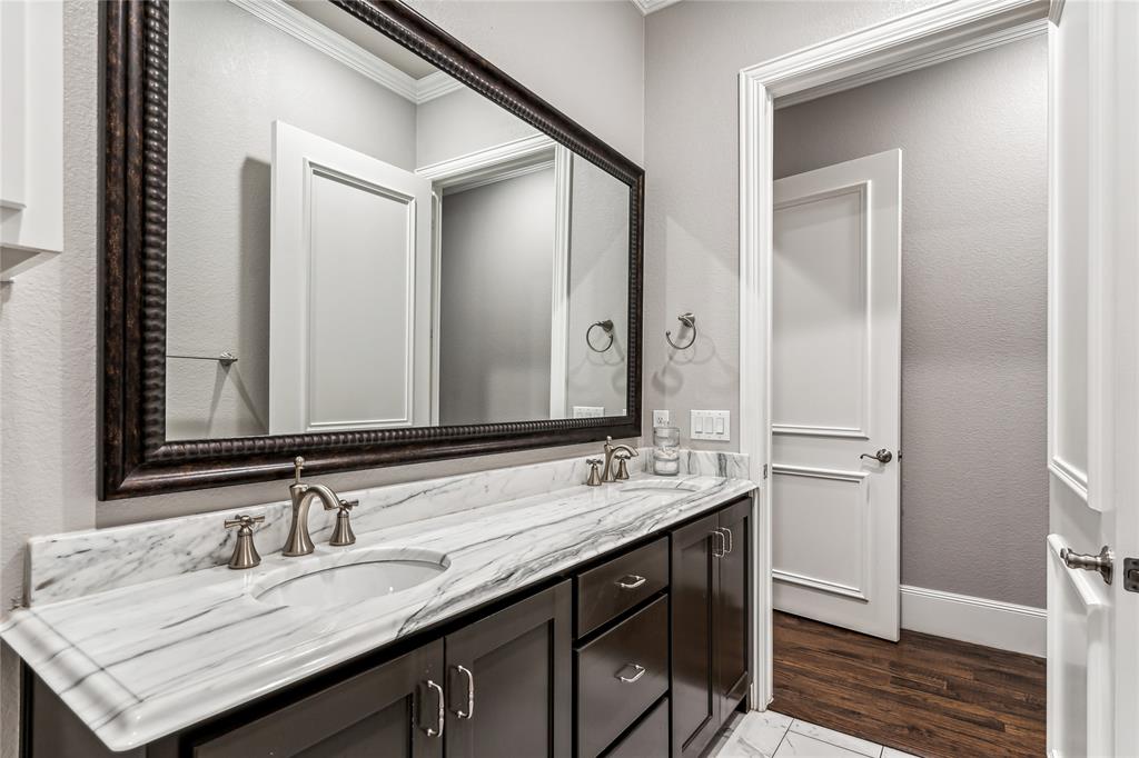 Braewood Bay - Residential