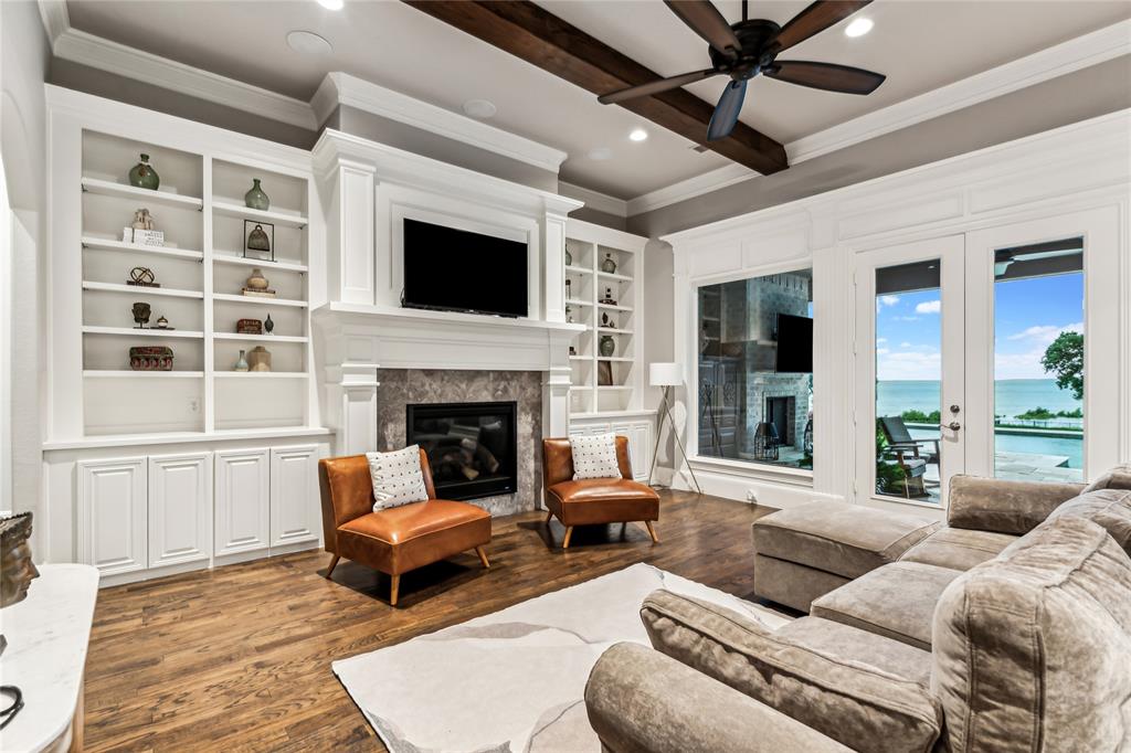 Braewood Bay - Residential