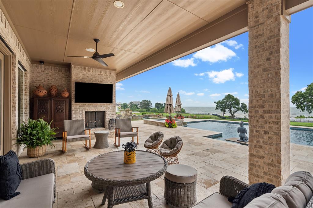 Braewood Bay - Residential