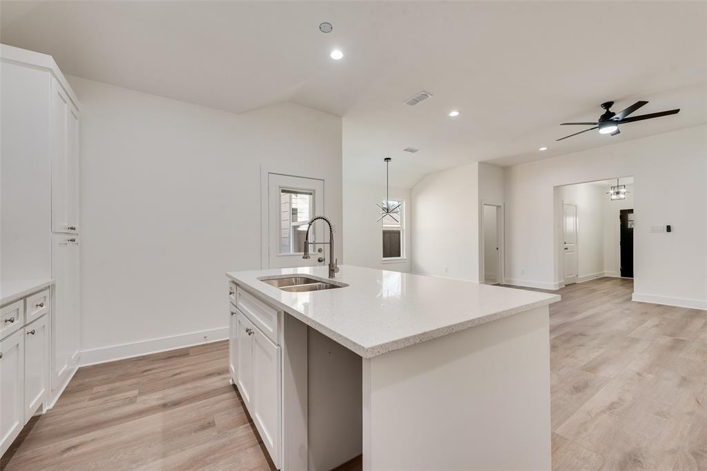 Woodside 01 - Residential