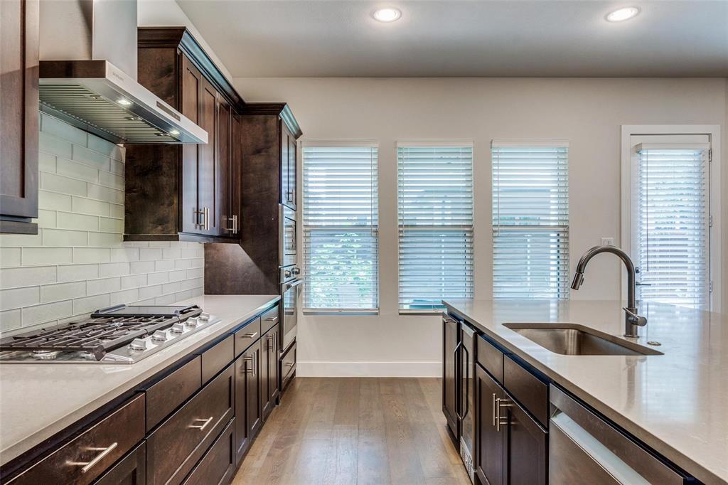 Thirty One Dallas Square #2 - Residential