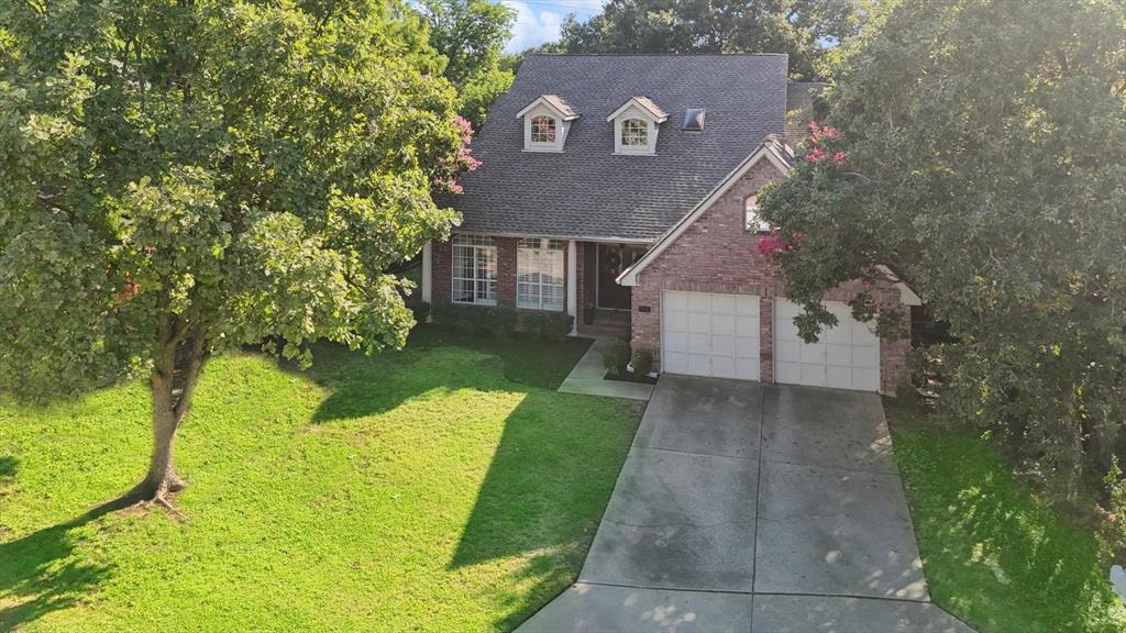 813 Rolling View Court