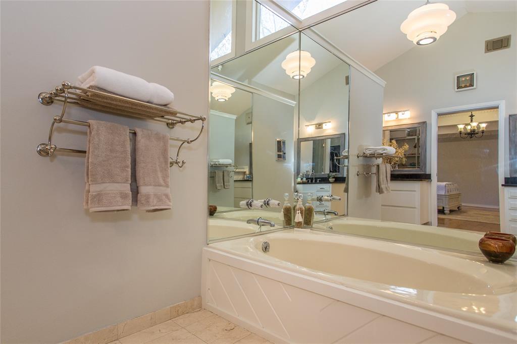 Woodhaven Cntry Club Estates - Residential