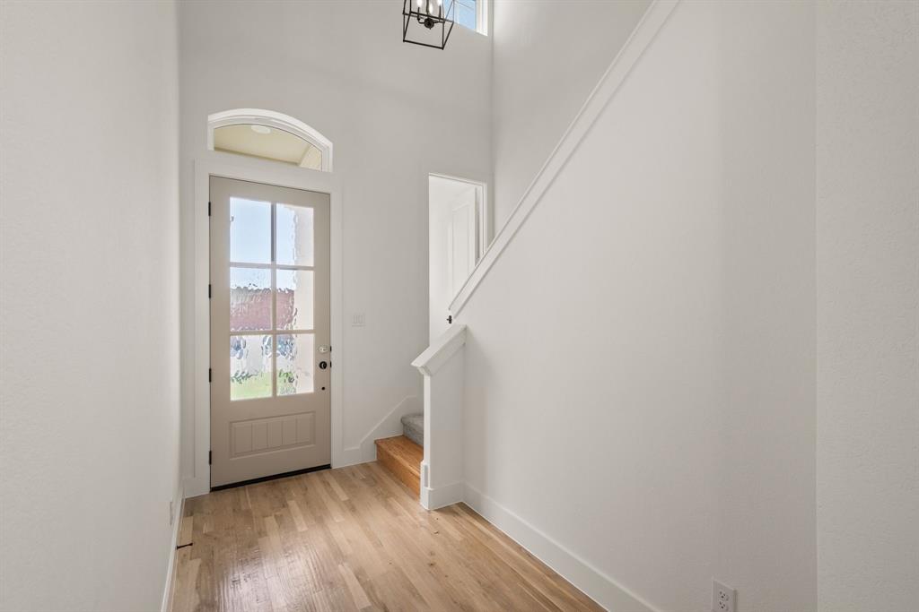 12301 Ross Calhoun Drive