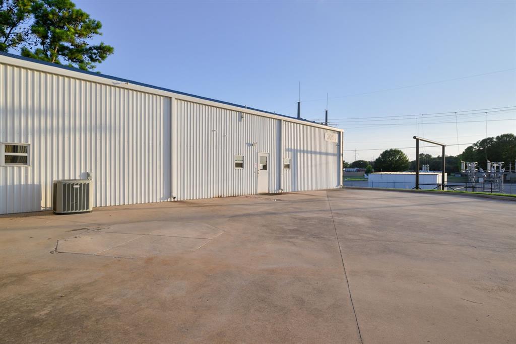 BUSTER M W - Commercial Sale