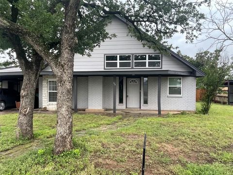 A home in Jacksboro