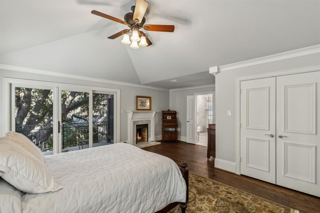 UNIVERSITY HIGHLANDS - Residential