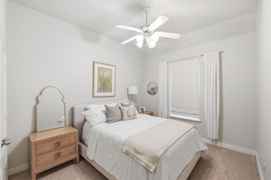 Hidden Lakes - The Woodlands - Residential