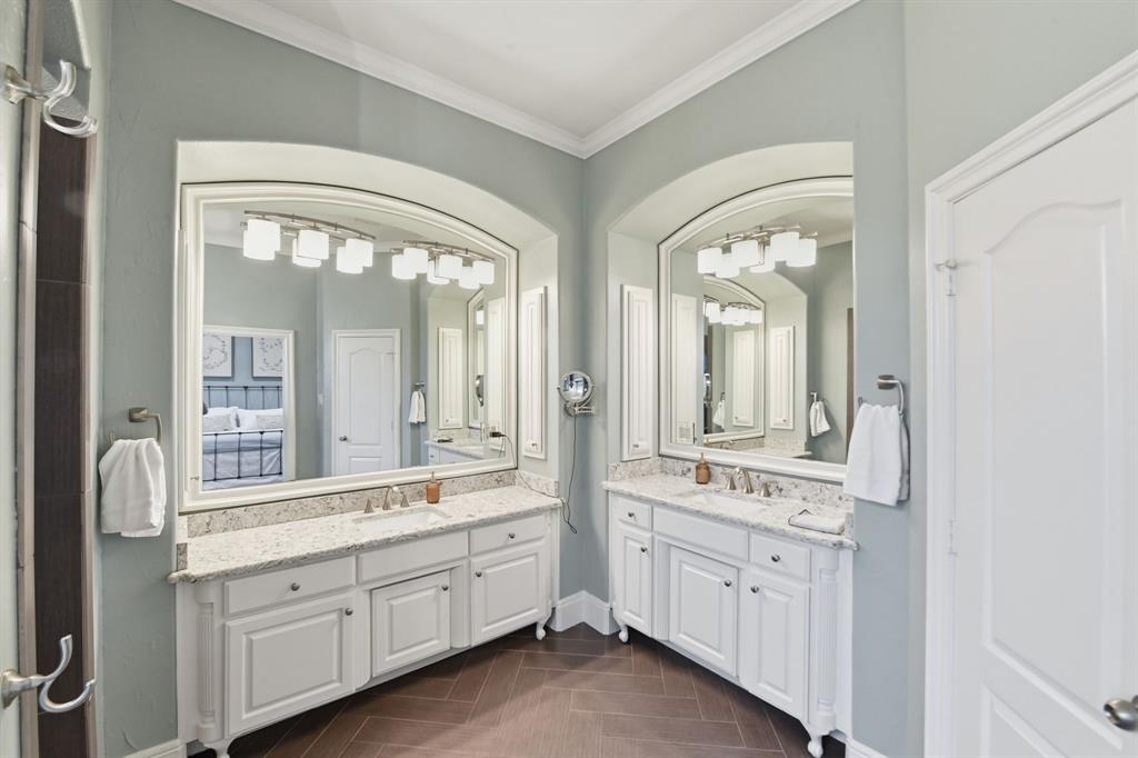 Hidden Lakes - The Woodlands - Residential