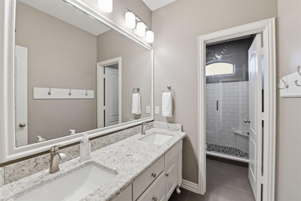 Hidden Lakes - The Woodlands - Residential