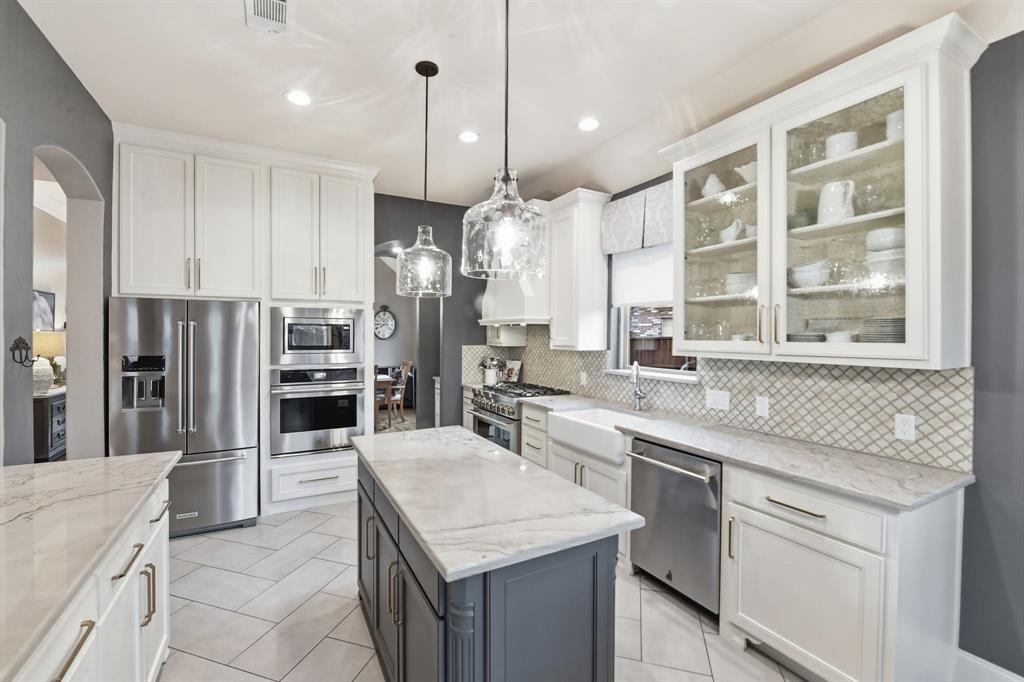 Hidden Lakes - The Woodlands - Residential