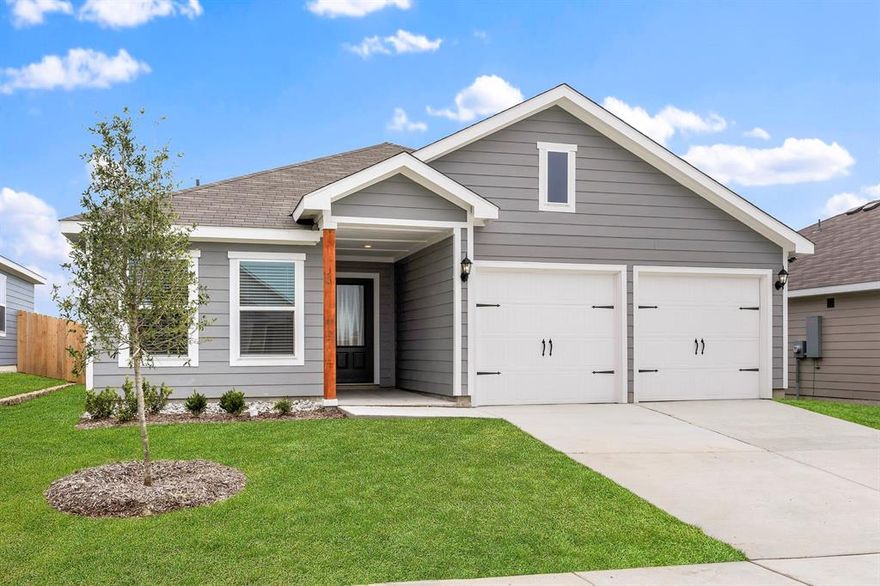 Ask about our interest rate specials, contact the LGI Homes Information Center for more details! The Blanco floor plan is a fantastic single-story 3-bedroom home featuring a stunning kitchen with island, covered patio and an incredible master suite with a large walk-in closet. Luxury vinyl plank flooring, granite countertops, smoke-colored cabinetry and stainless steel Whirlpool® appliances work together to create a house you will be proud to call home. All included with our CompleteHome™ package, you can relax knowing there aren’t any hidden upgrade fees.