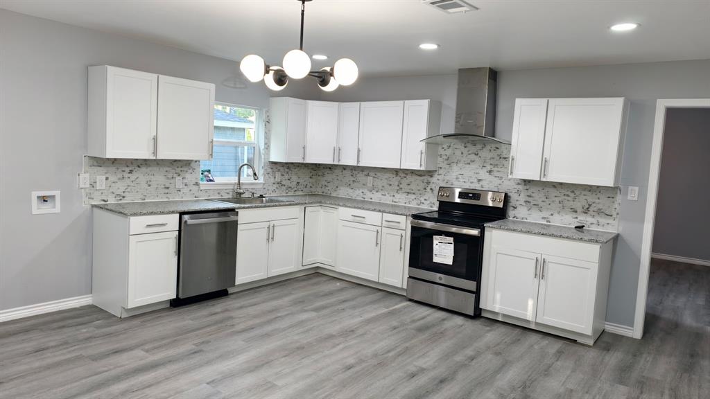 Orig Town Of Wolfe City - Residential