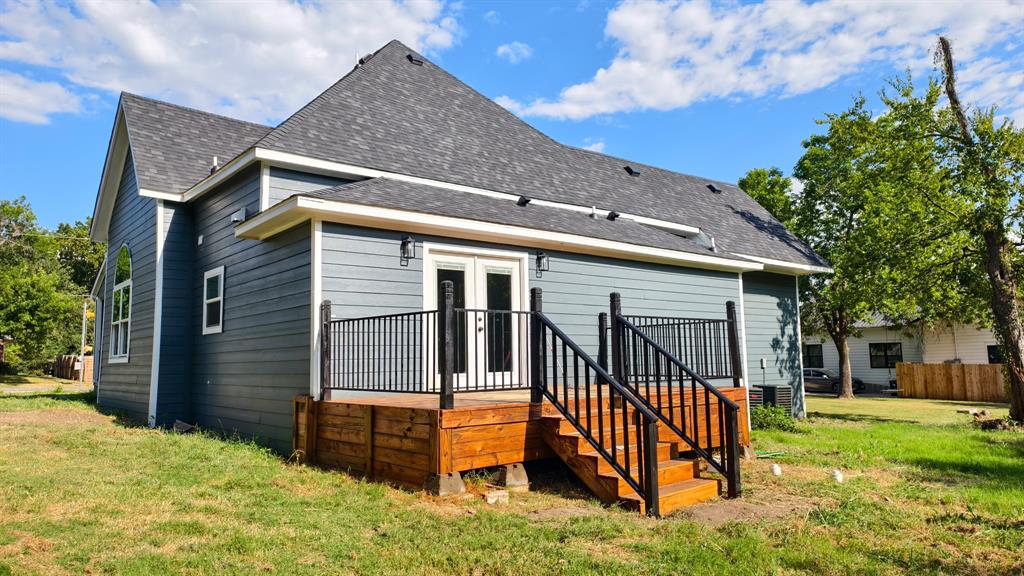 Orig Town Of Wolfe City - Residential