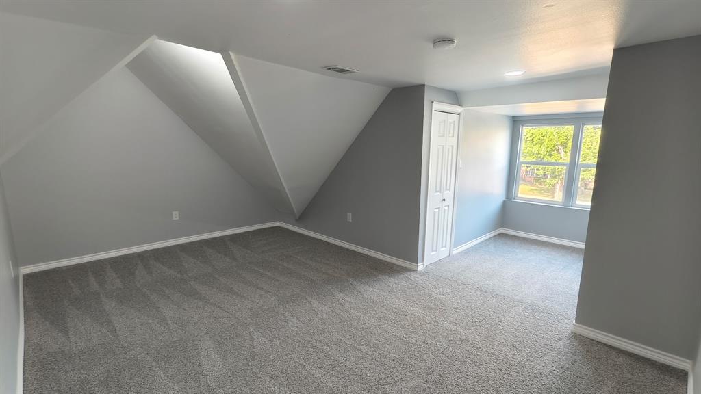 Orig Town Of Wolfe City - Residential