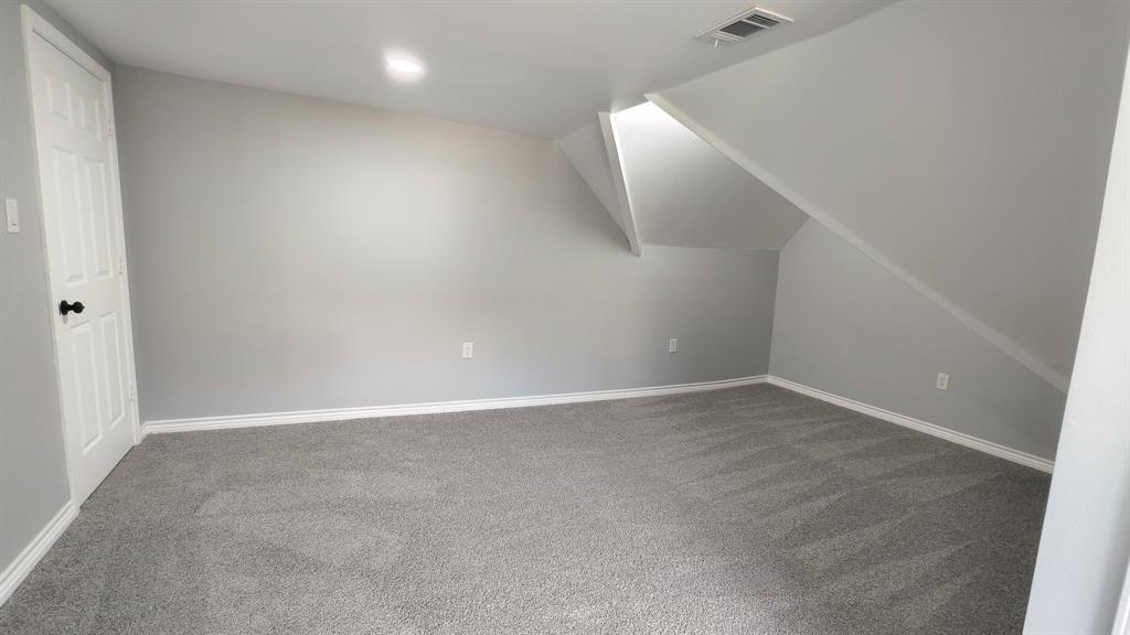 Orig Town Of Wolfe City - Residential